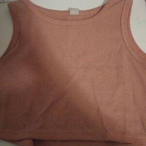 Salmon/pink crop top